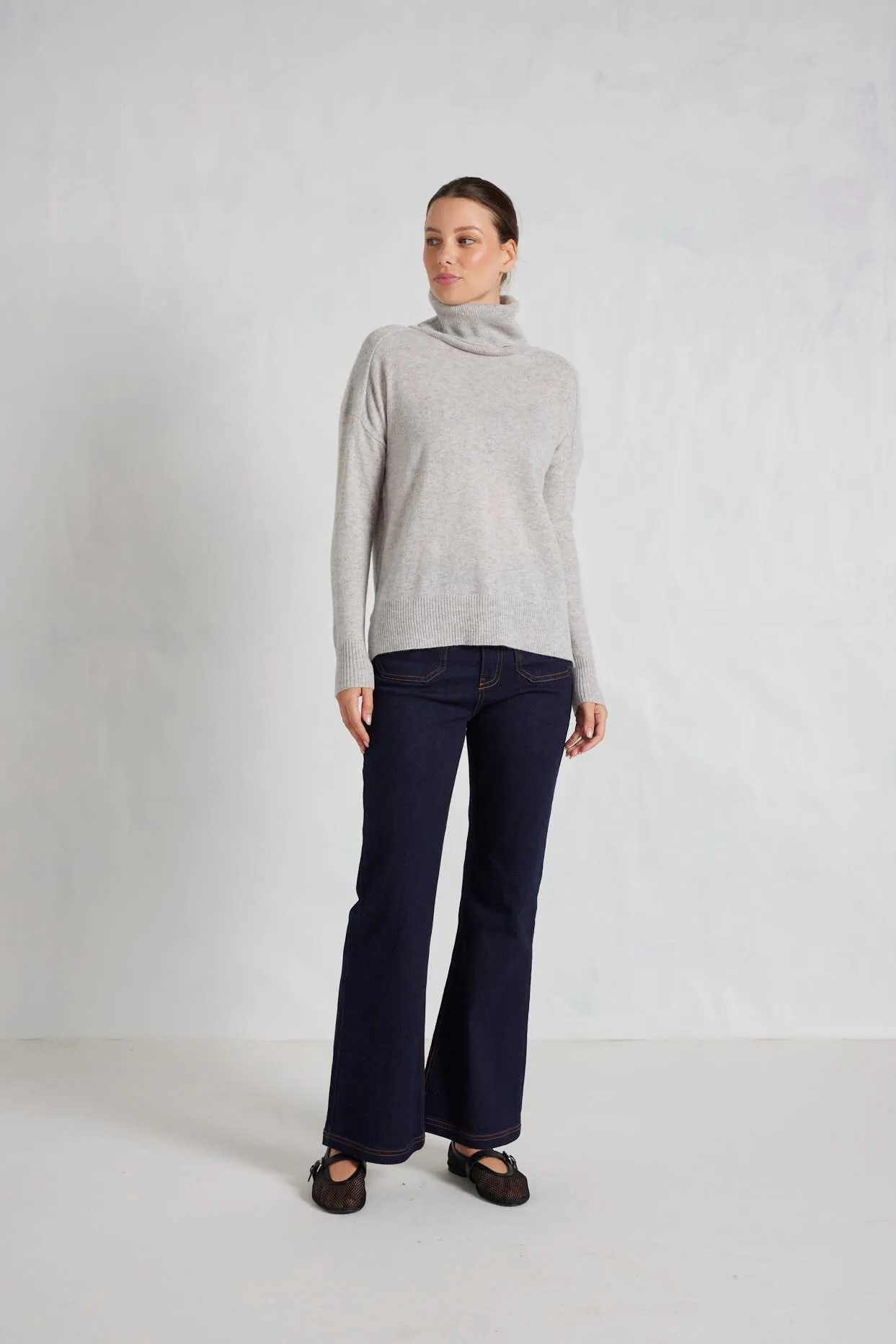 Iris Cashmere Sweater in Fly Ash