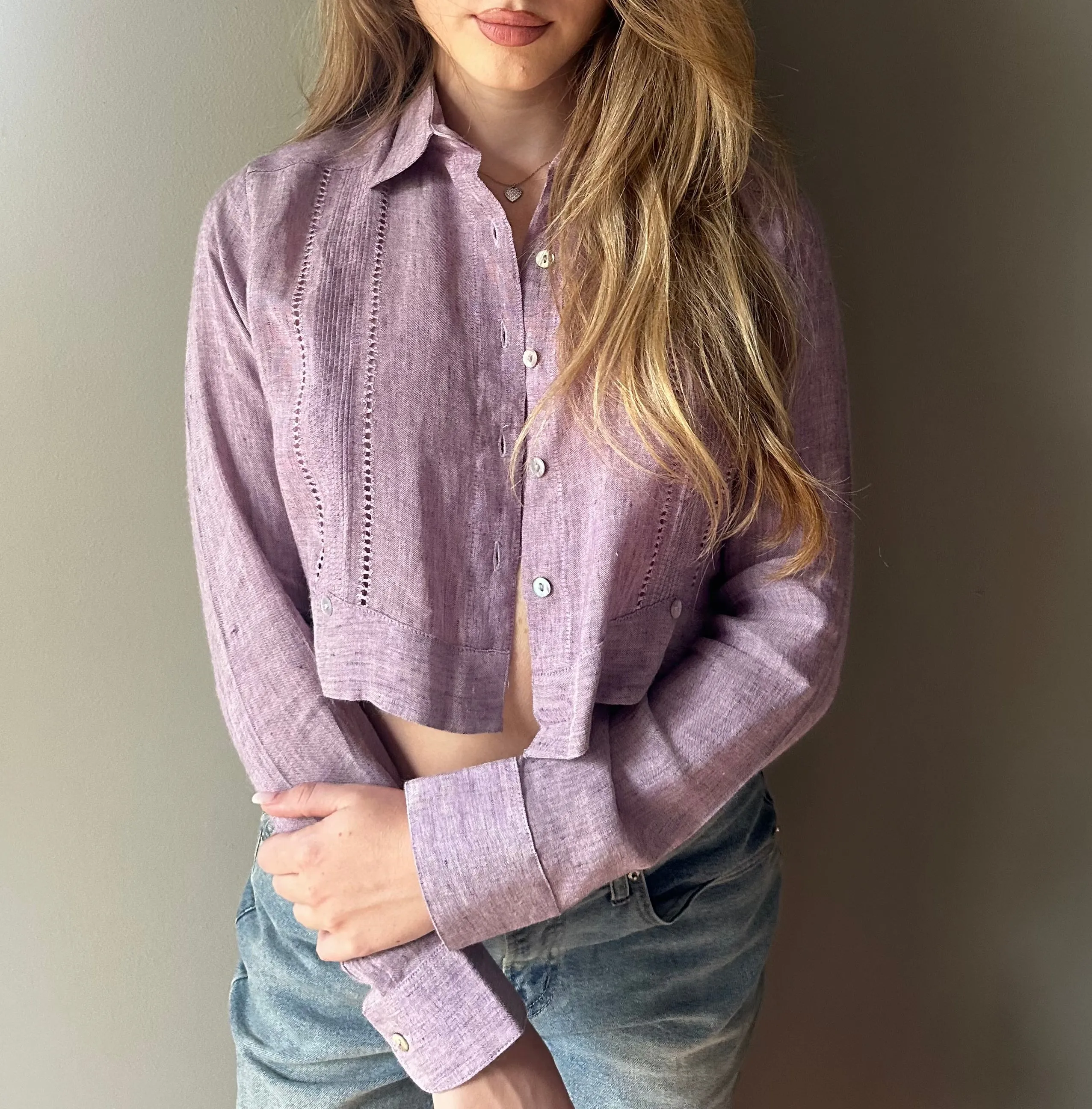 Lilac Crop Guayabera